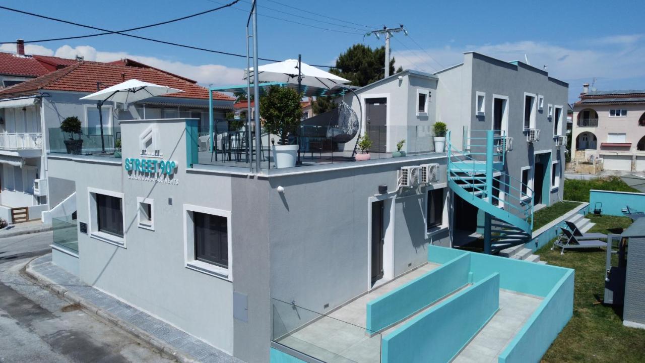 Street 90 Lux Aparts Keramotí Exterior foto